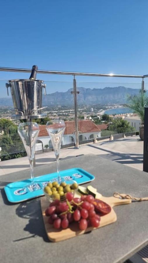 فيلا Magnificent View And Pool البير المظهر الخارجي الصورة